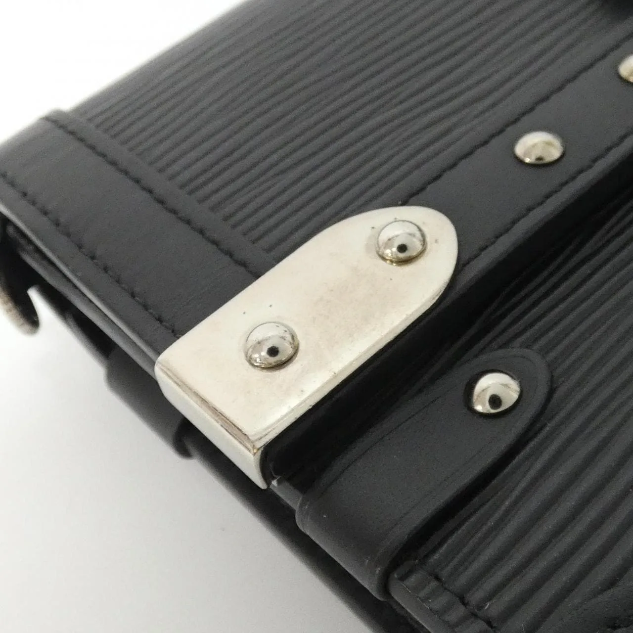 LOUIS VUITTON M67507 Wallet Epi 4