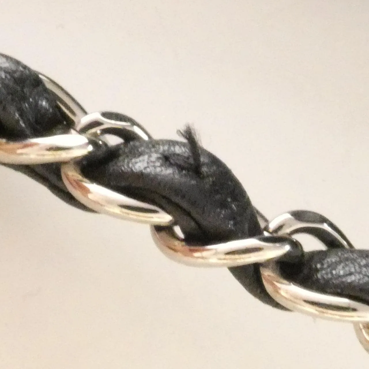 CHANEL 67292 Handbag Grained Calfskin 黑色 荔枝紋牛皮 - 縮圖 8