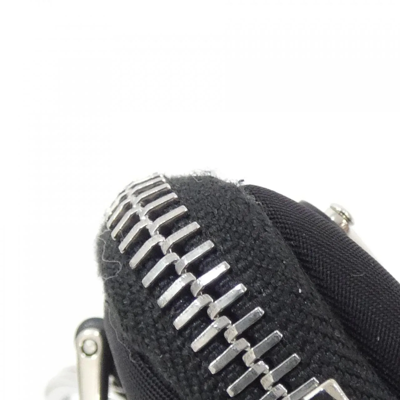 PRADA 1TT119 小袋 5