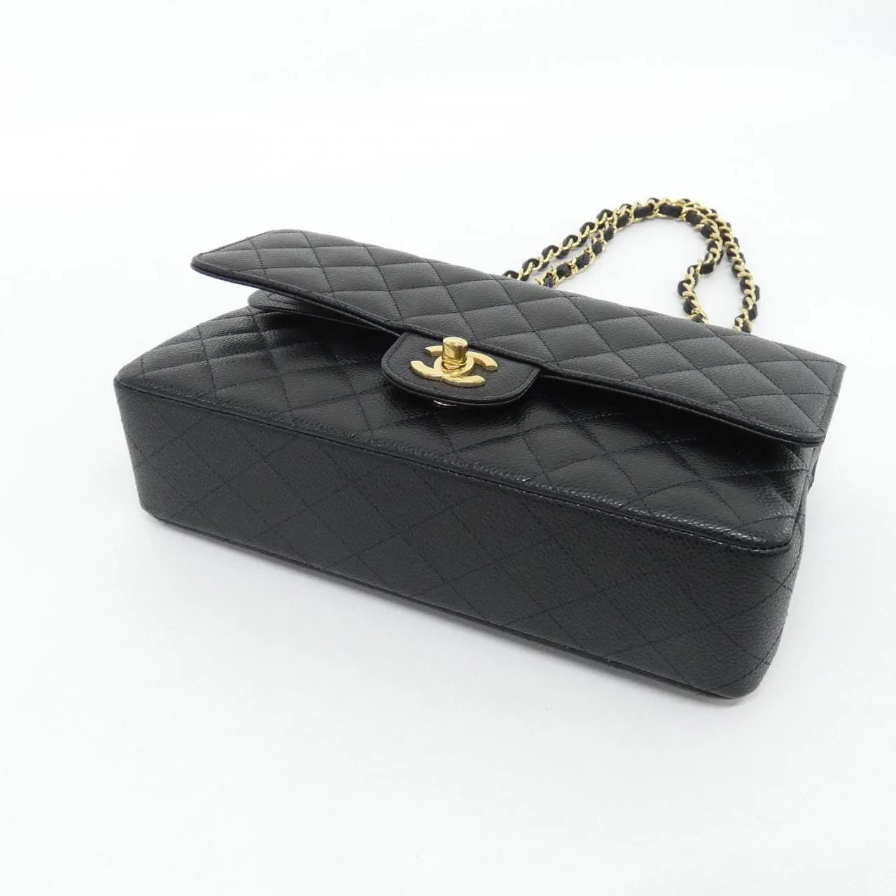 CHANEL Matelasse 1112 Shoulder Grained Calfskin 3