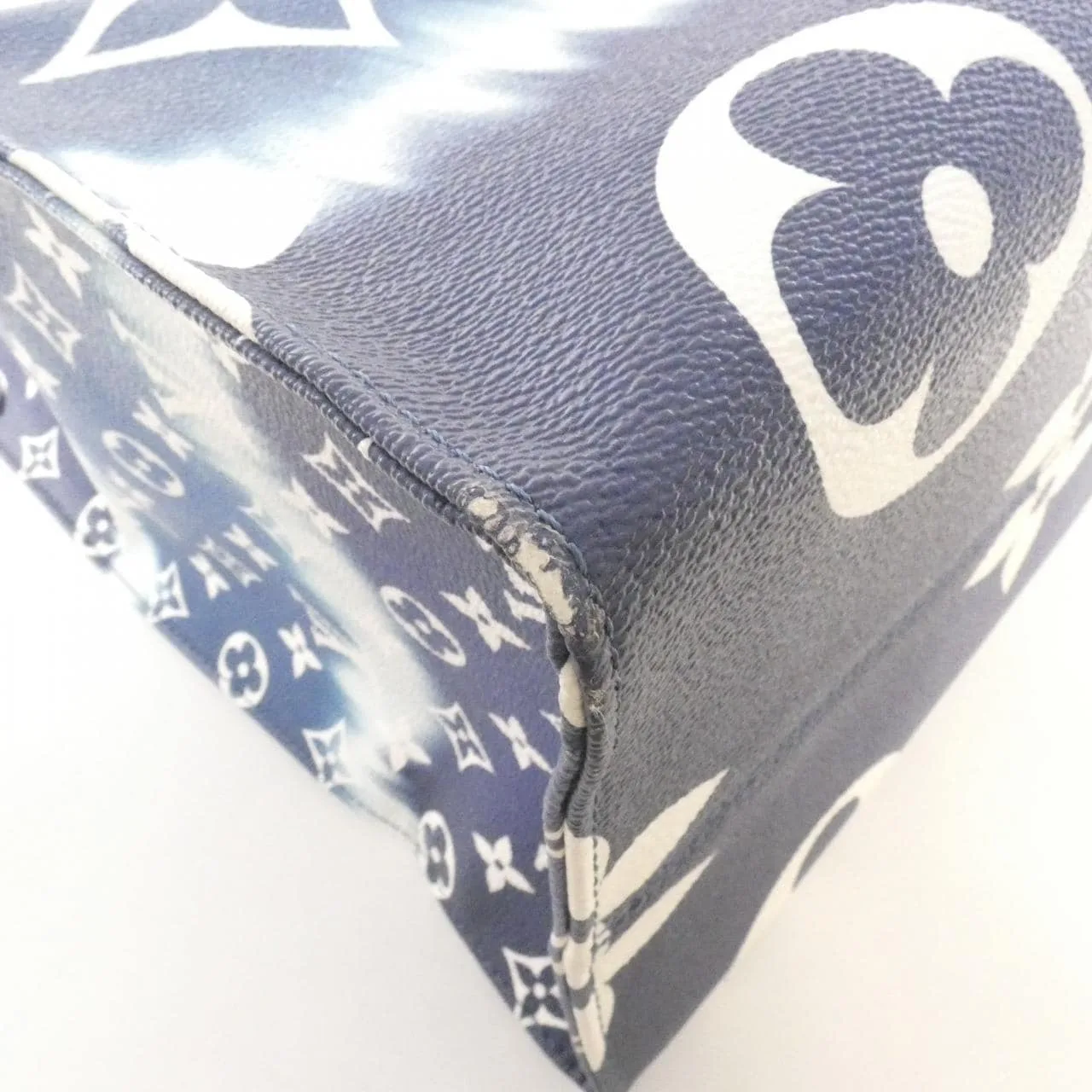 LOUIS VUITTON OnTheGo M45120 Handbag Canvas 2