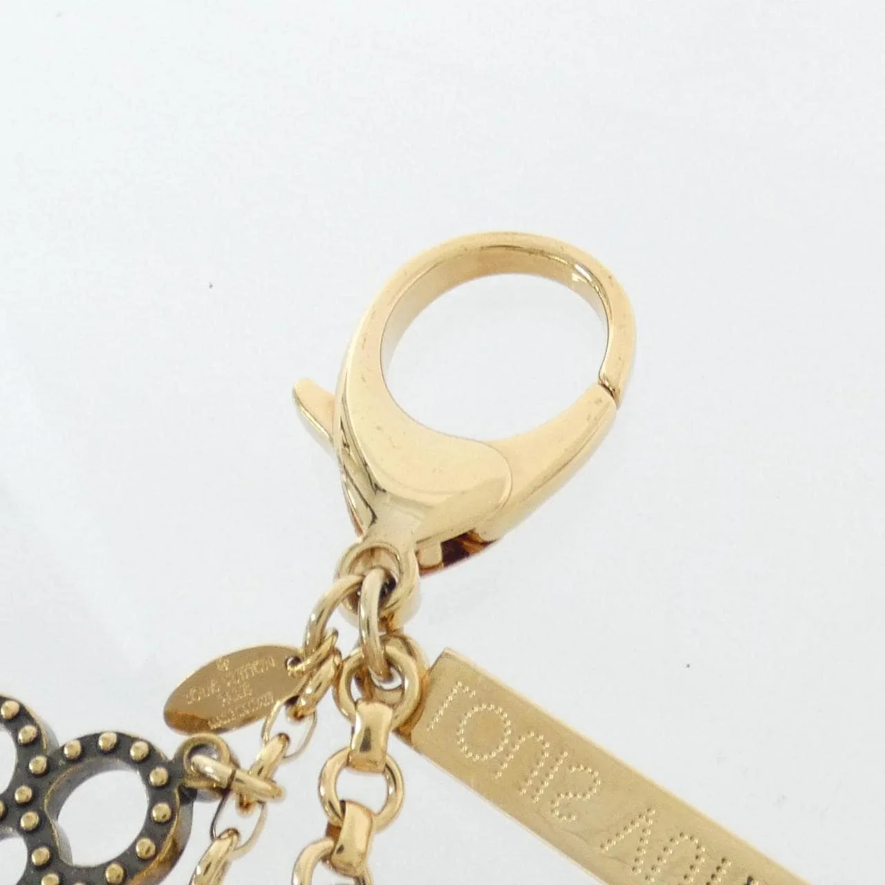 LOUIS VUITTON M65090 Key Case 4