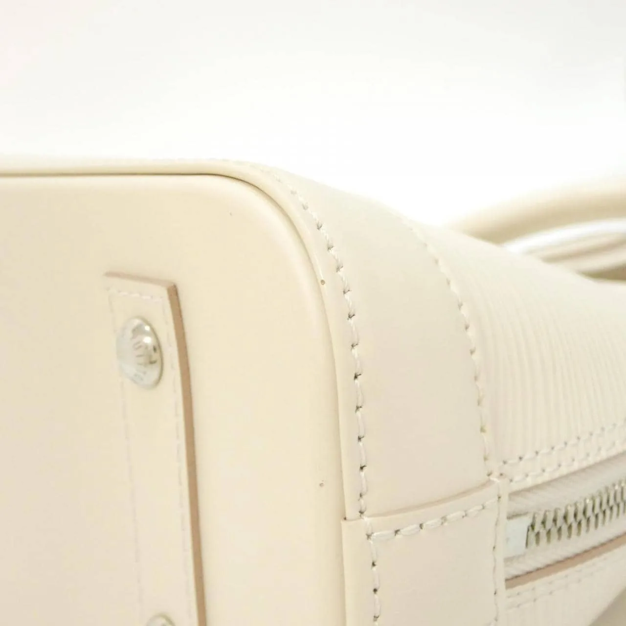 LOUIS VUITTON Alma M58706 Handbag Epi 3
