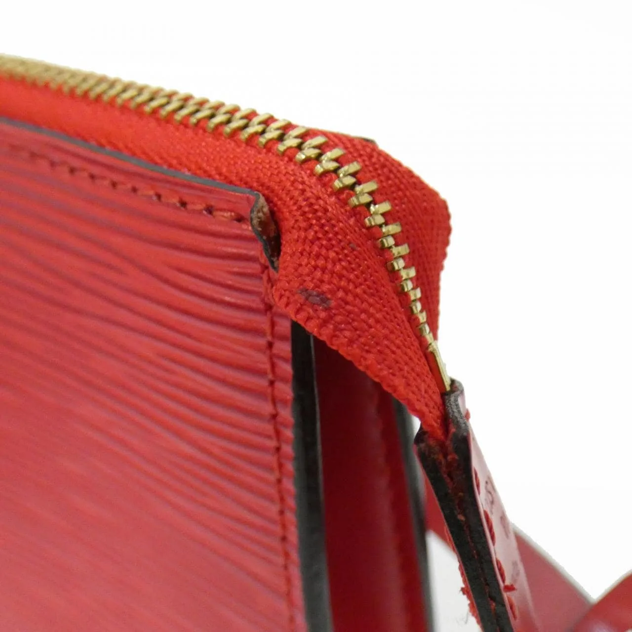 LOUIS VUITTON Pochette M52947 Pochette Epi 4