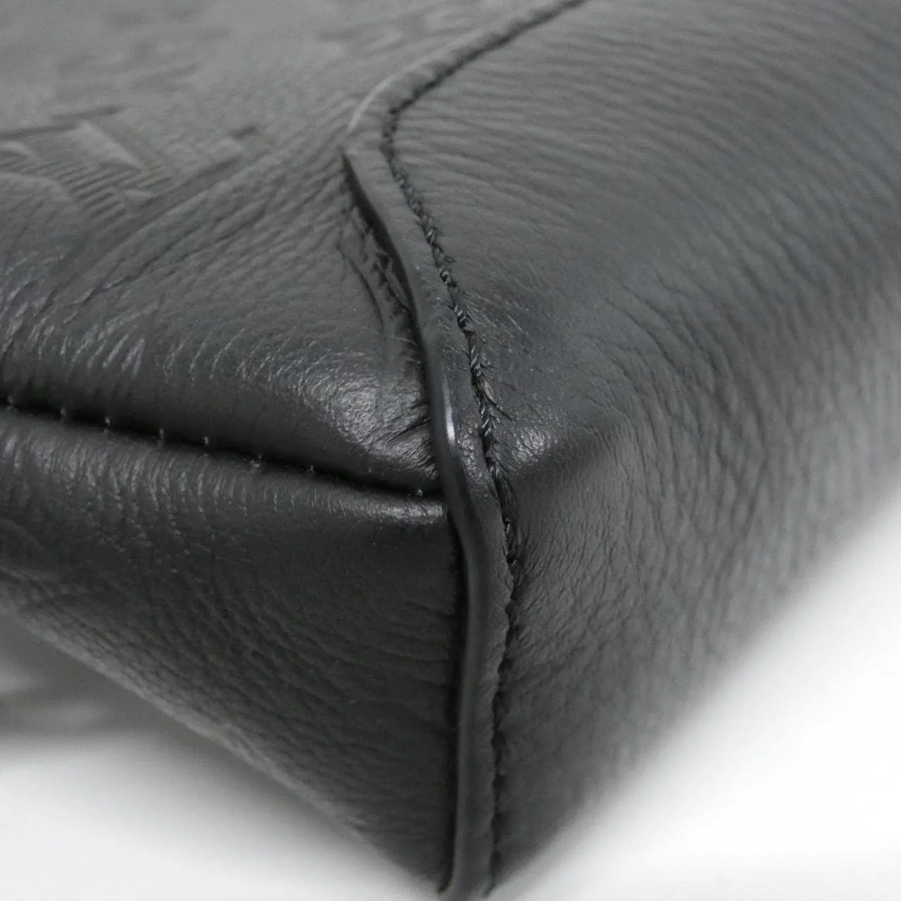 LOUIS VUITTON M21890 Shoulder Monogram 3