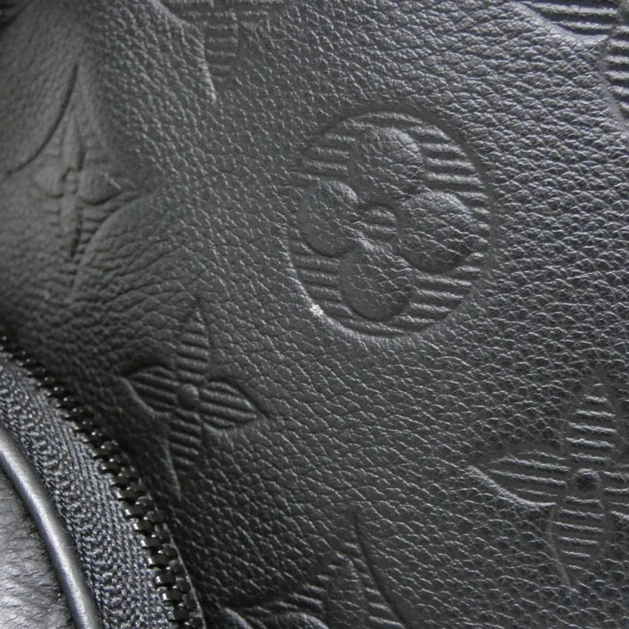 LOUIS VUITTON M21890 Shoulder Monogram 4