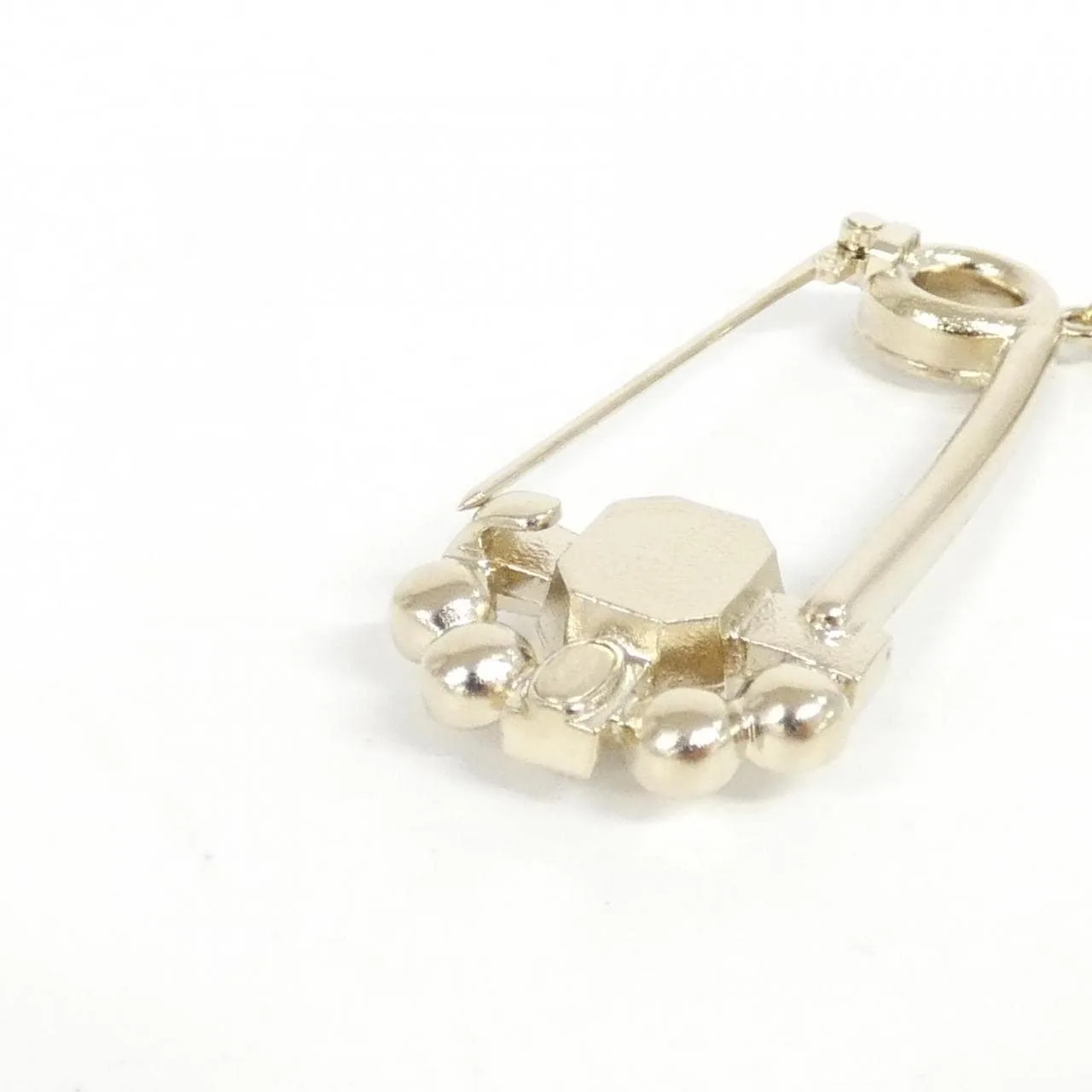 CHANEL AB9344 Accessories 3