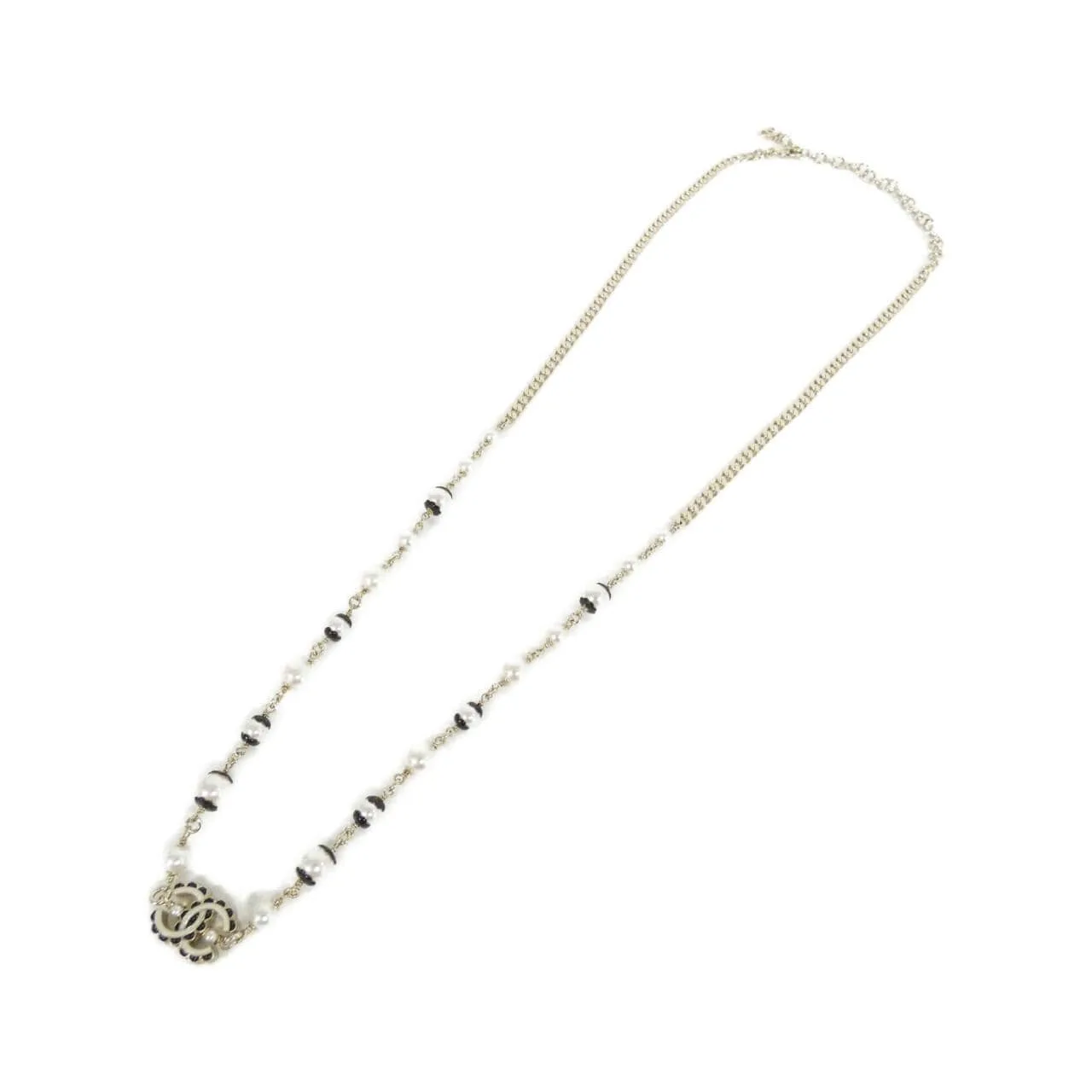 CHANEL Accessories 2