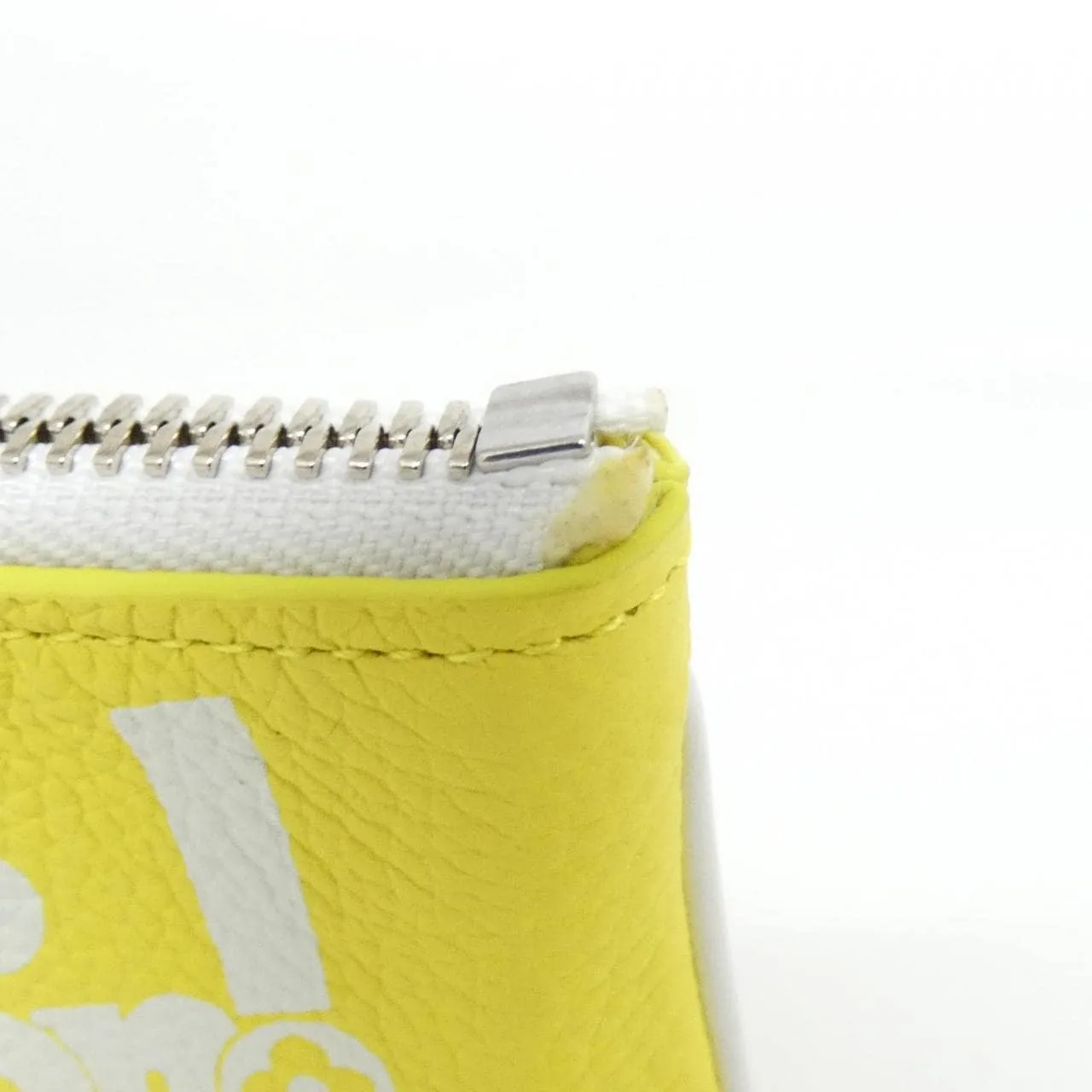 LOUIS VUITTON Pochette M80845 Coin Case 3