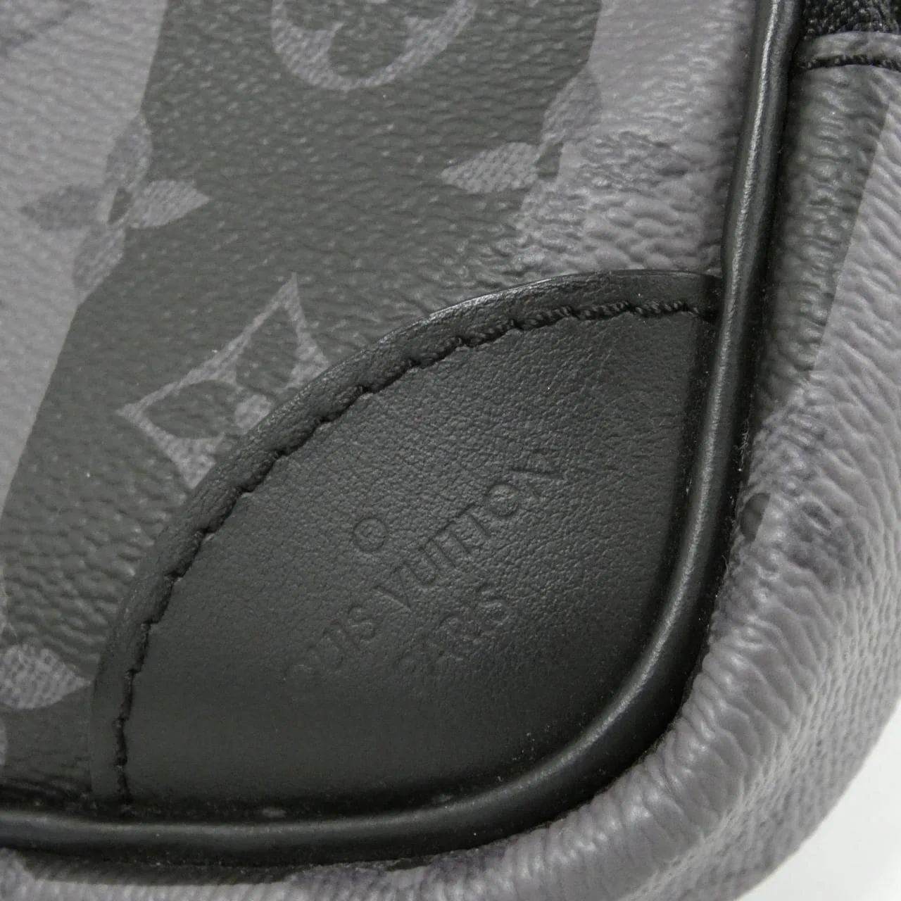 LOUIS VUITTON Eclipse M59338 Shoulder Monogram 5