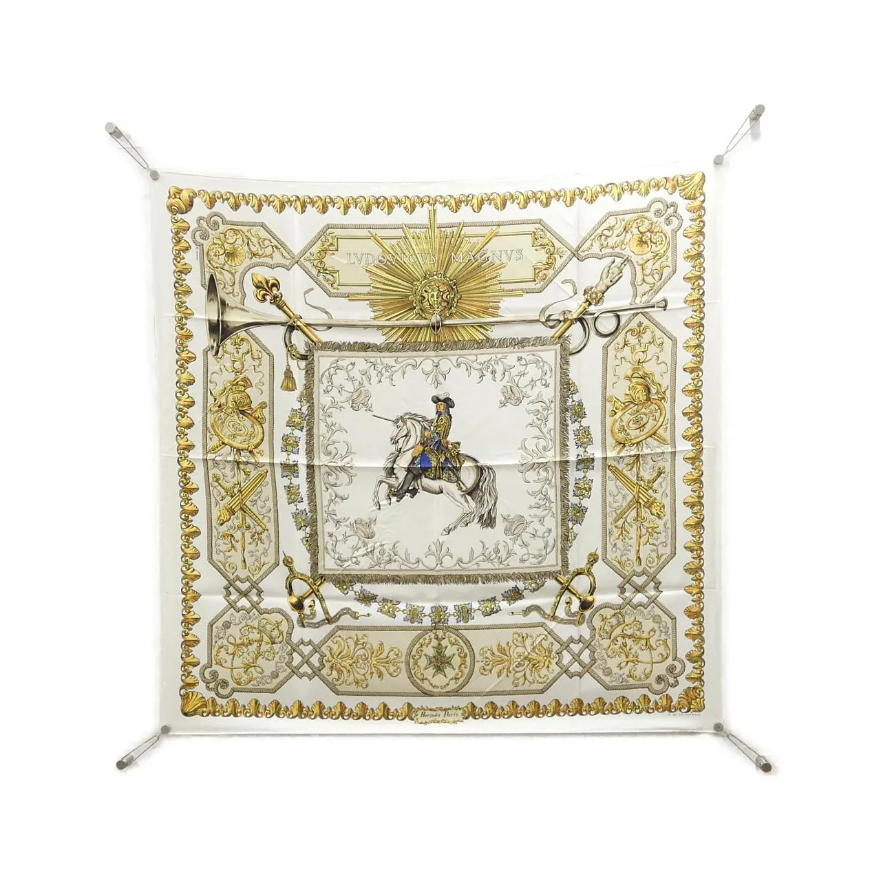 HERMES Scarf