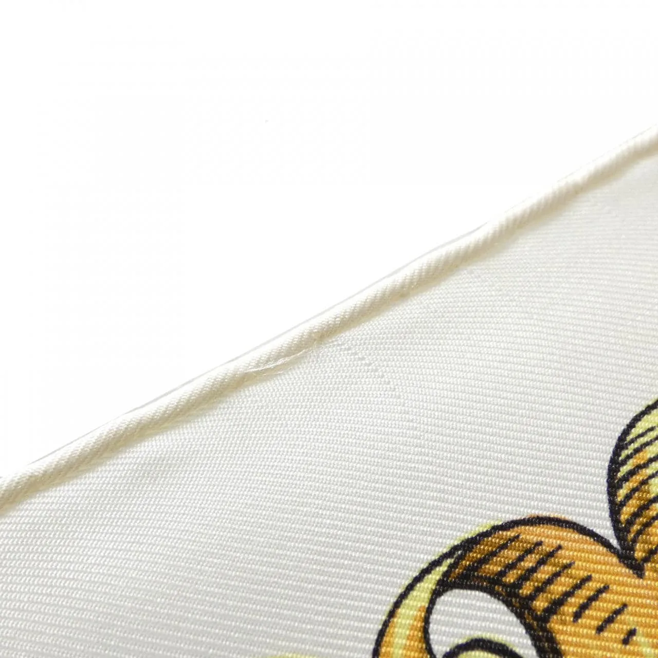 HERMES Scarf 3