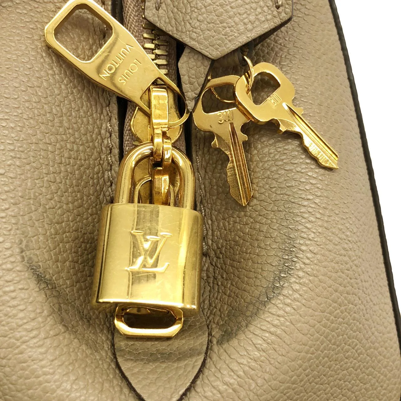 LOUIS VUITTON Montaigne M45489 Handbag Monogram 4