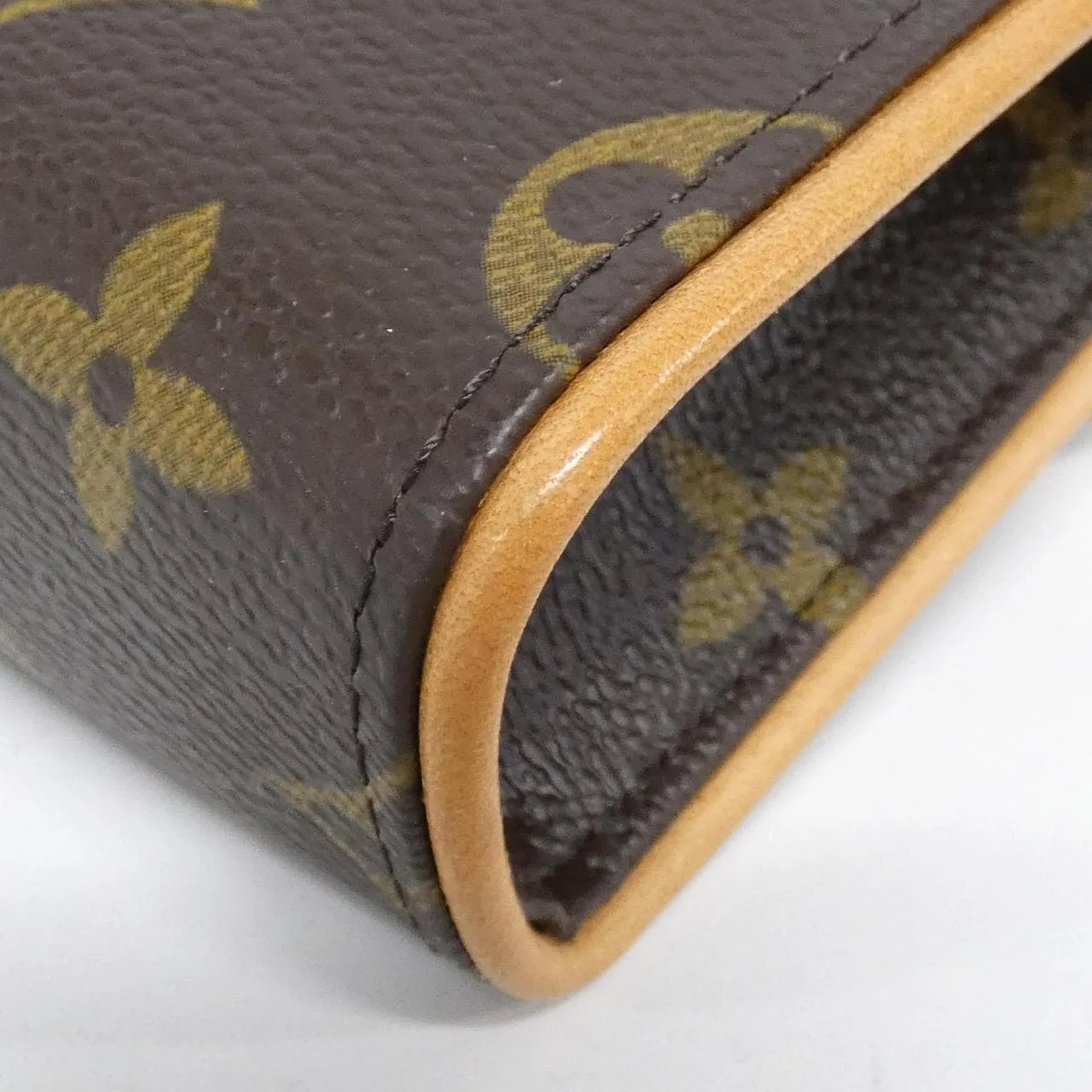 LOUIS VUITTON Pochette M51855+M67303 Belt Monogram 3