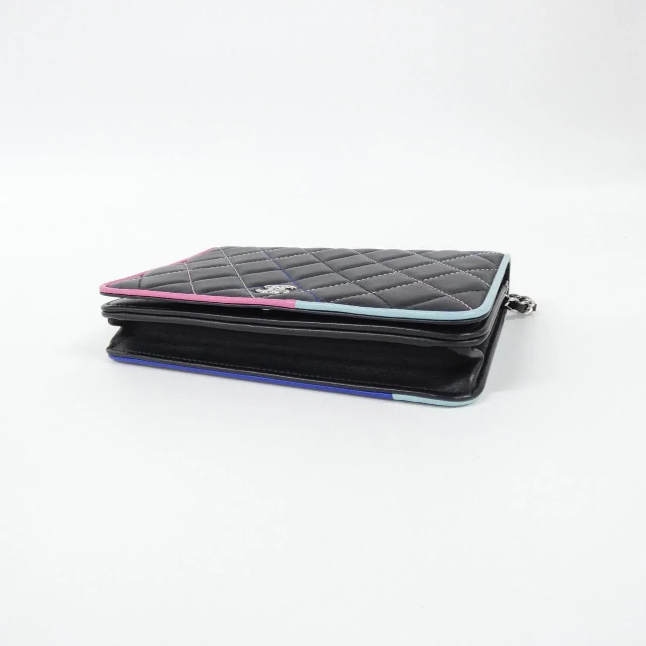 CHANEL 81991 Wallet Lambskin 3