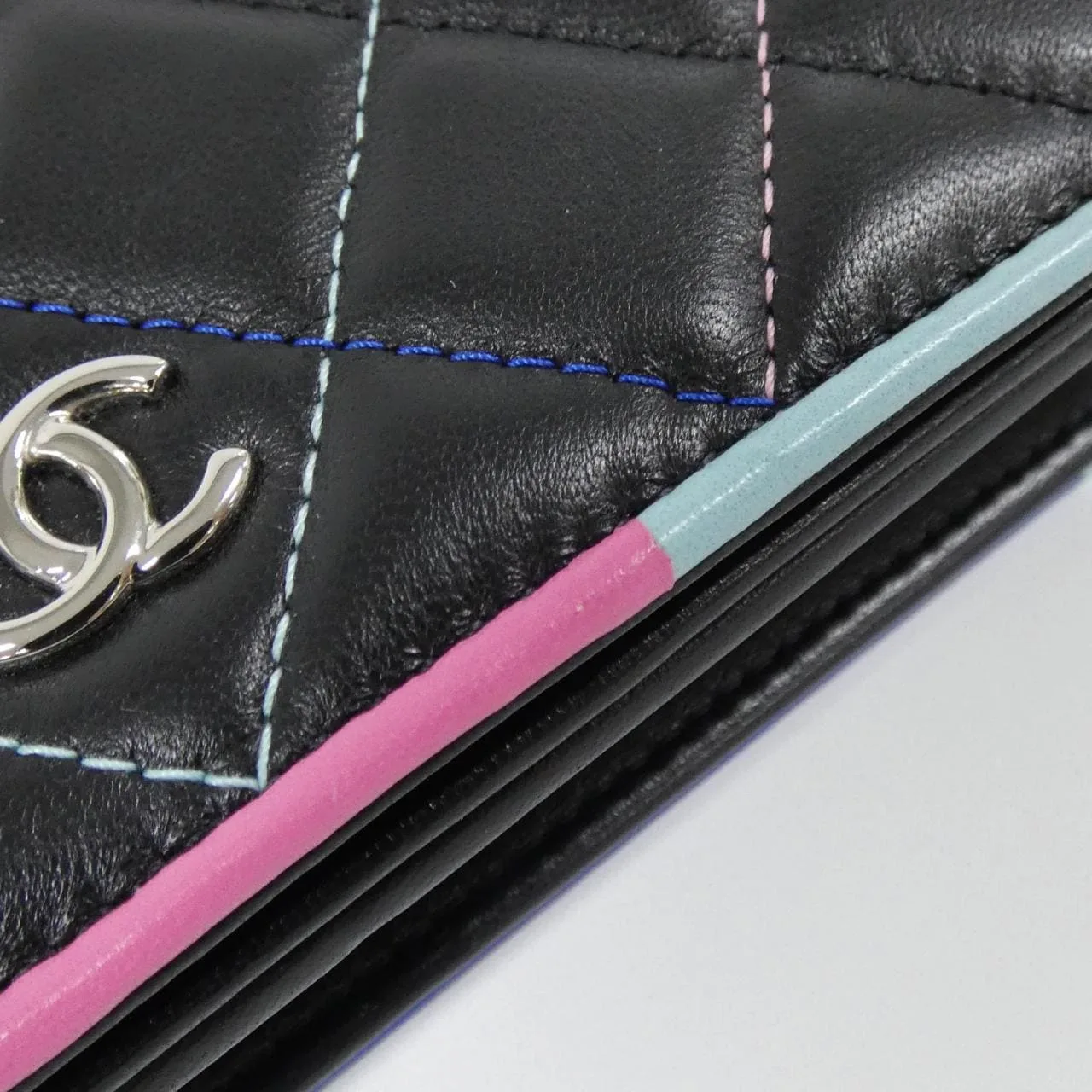 CHANEL 81991 Wallet Lambskin 4