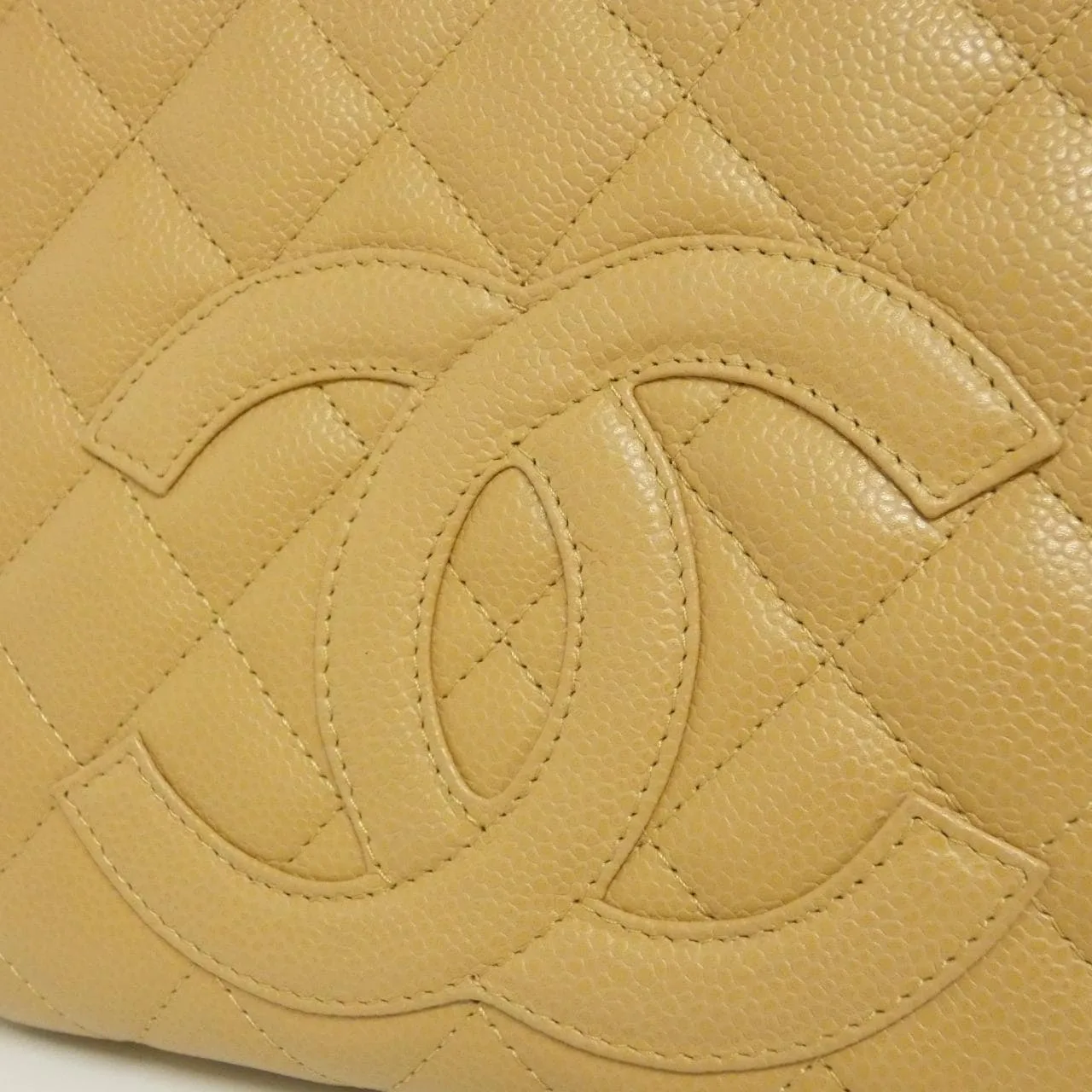 CHANEL Matelasse 20993 Shoulder Grained Calfskin 4