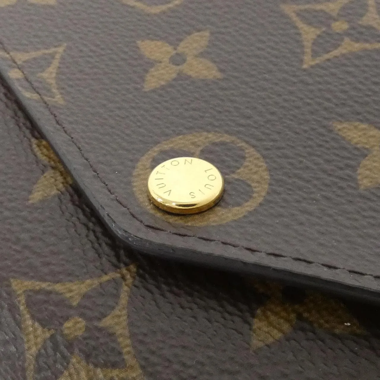 LOUIS VUITTON M62234 Wallet Monogram 3