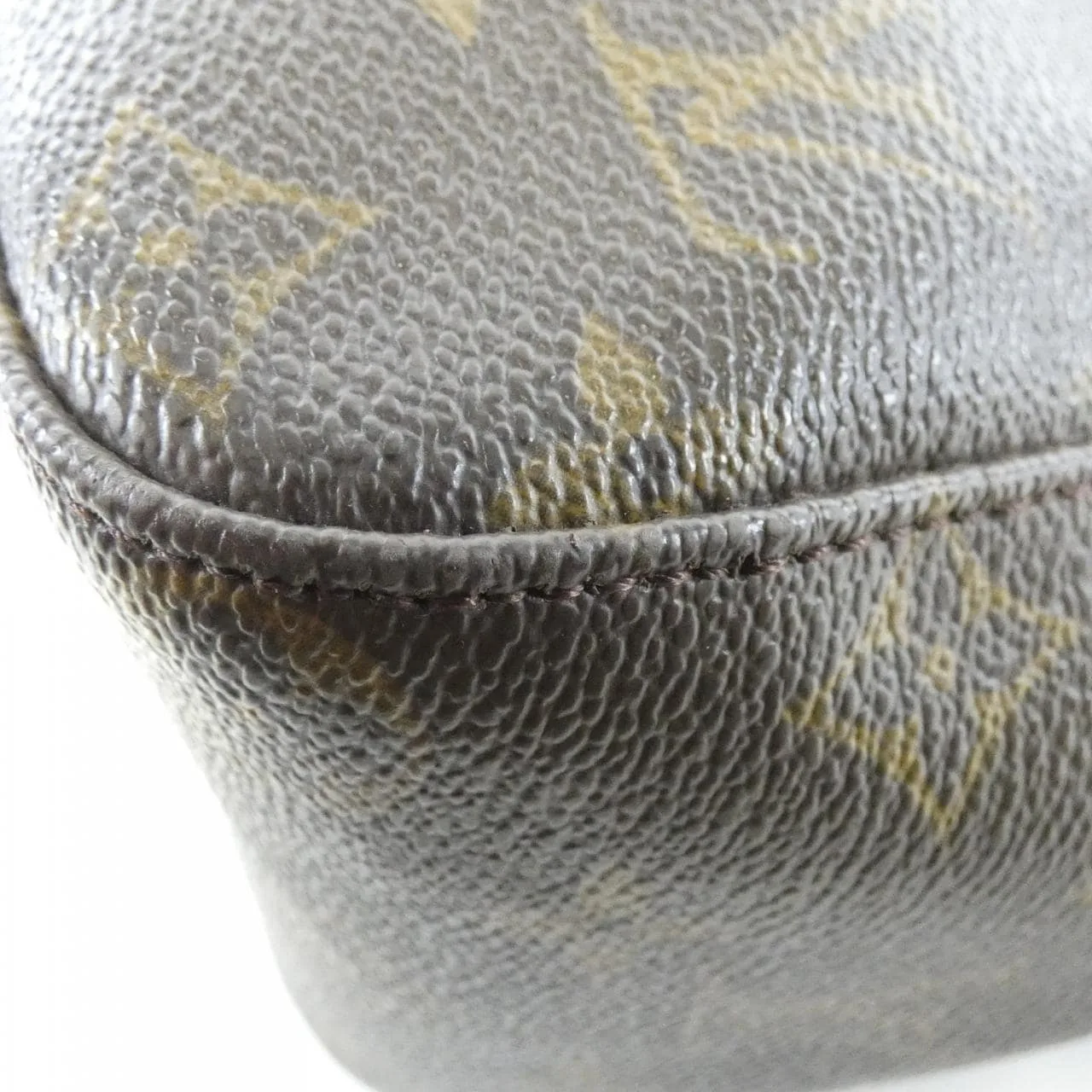 LOUIS VUITTON Looping M51145 Shoulder Monogram 2