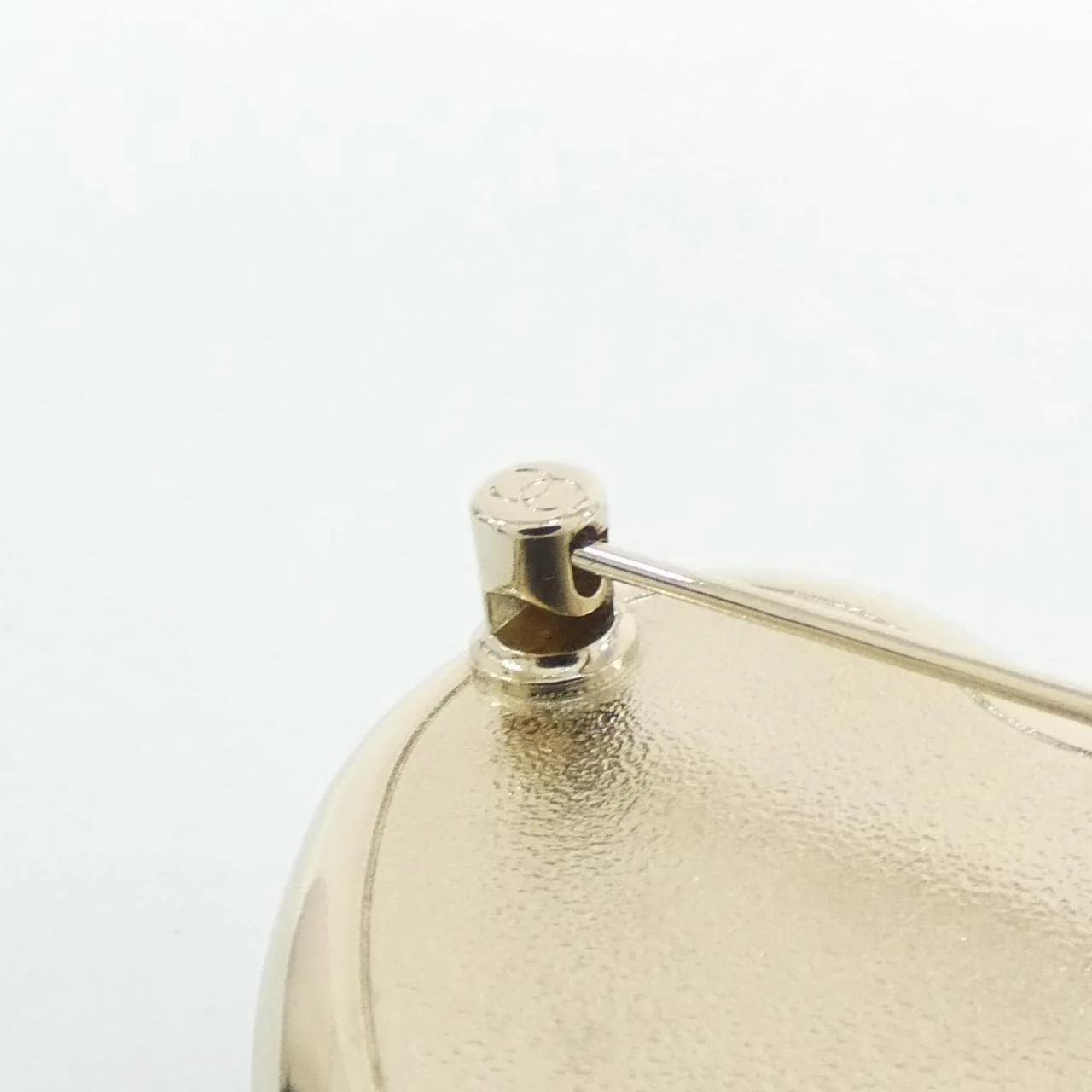 CHANEL AB7006 Accessories 3