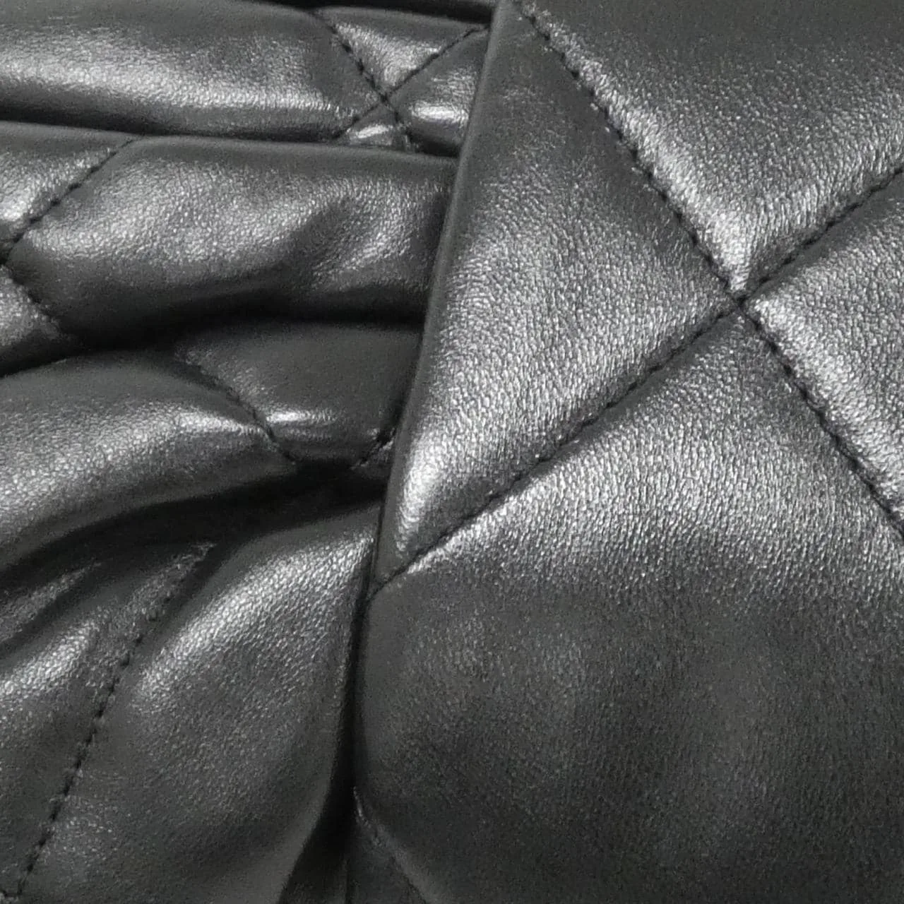 CHANEL AS5851 Handbag Lambskin 黑色 羊皮 中古品A - 縮圖 6