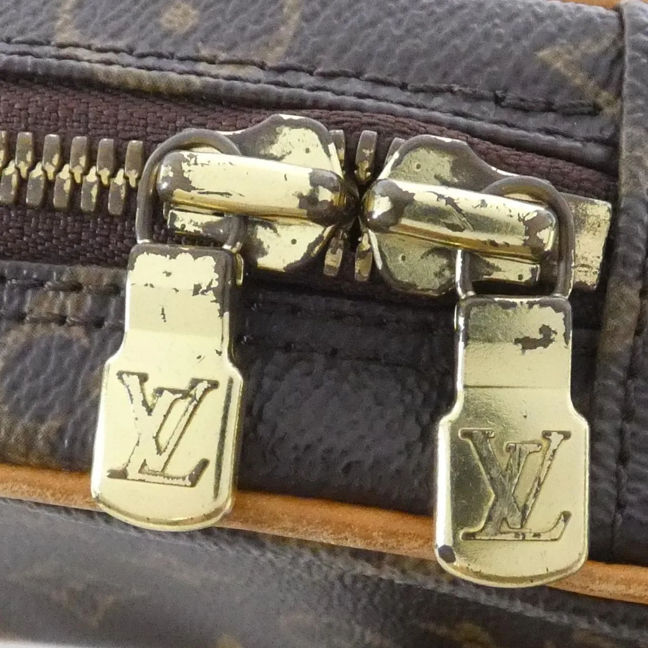 LOUIS VUITTON Pochette M51870 Shoulder Monogram 5