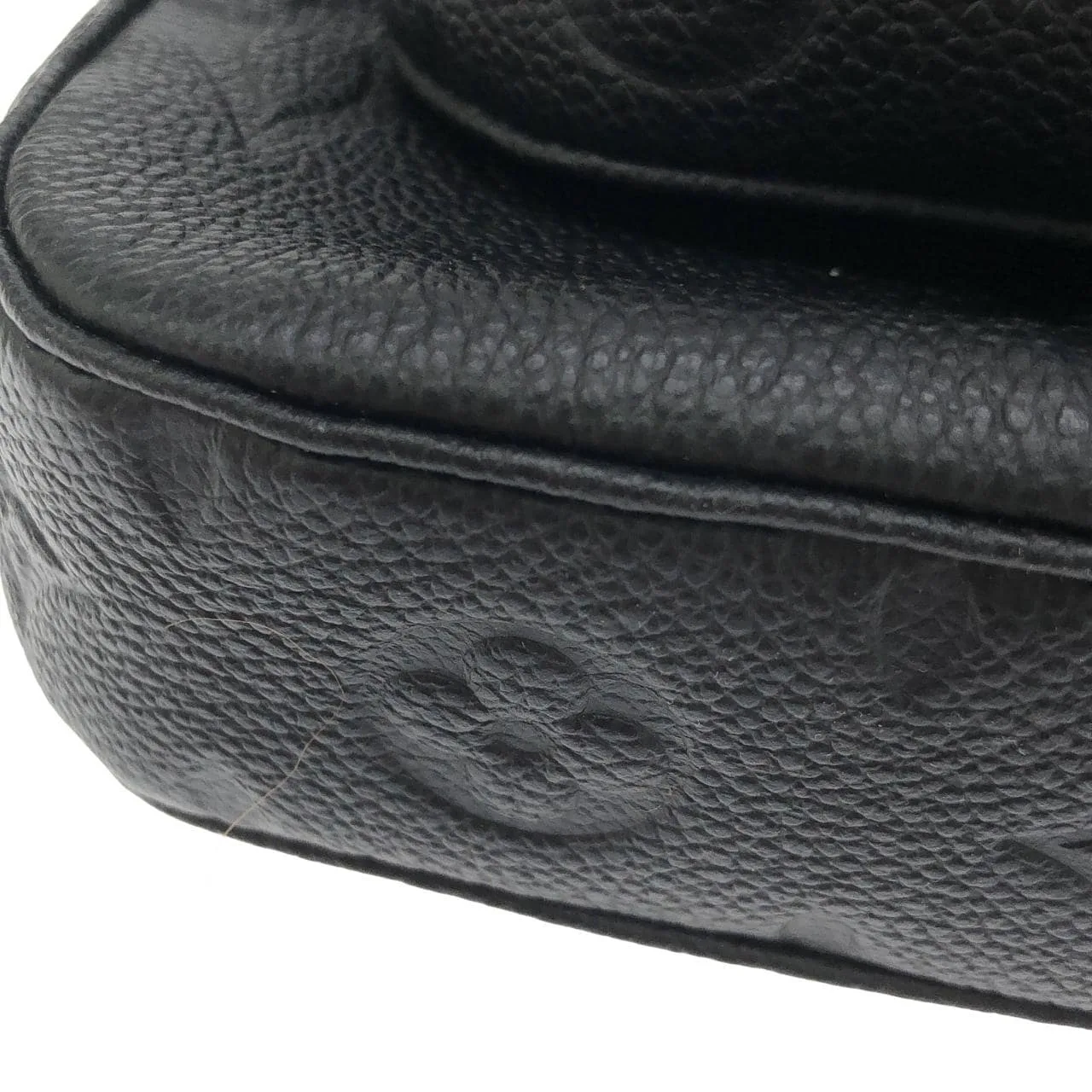 LOUIS VUITTON Pochette M80399 Shoulder Monogram Black Monogram Rank A - Thumbnail 3