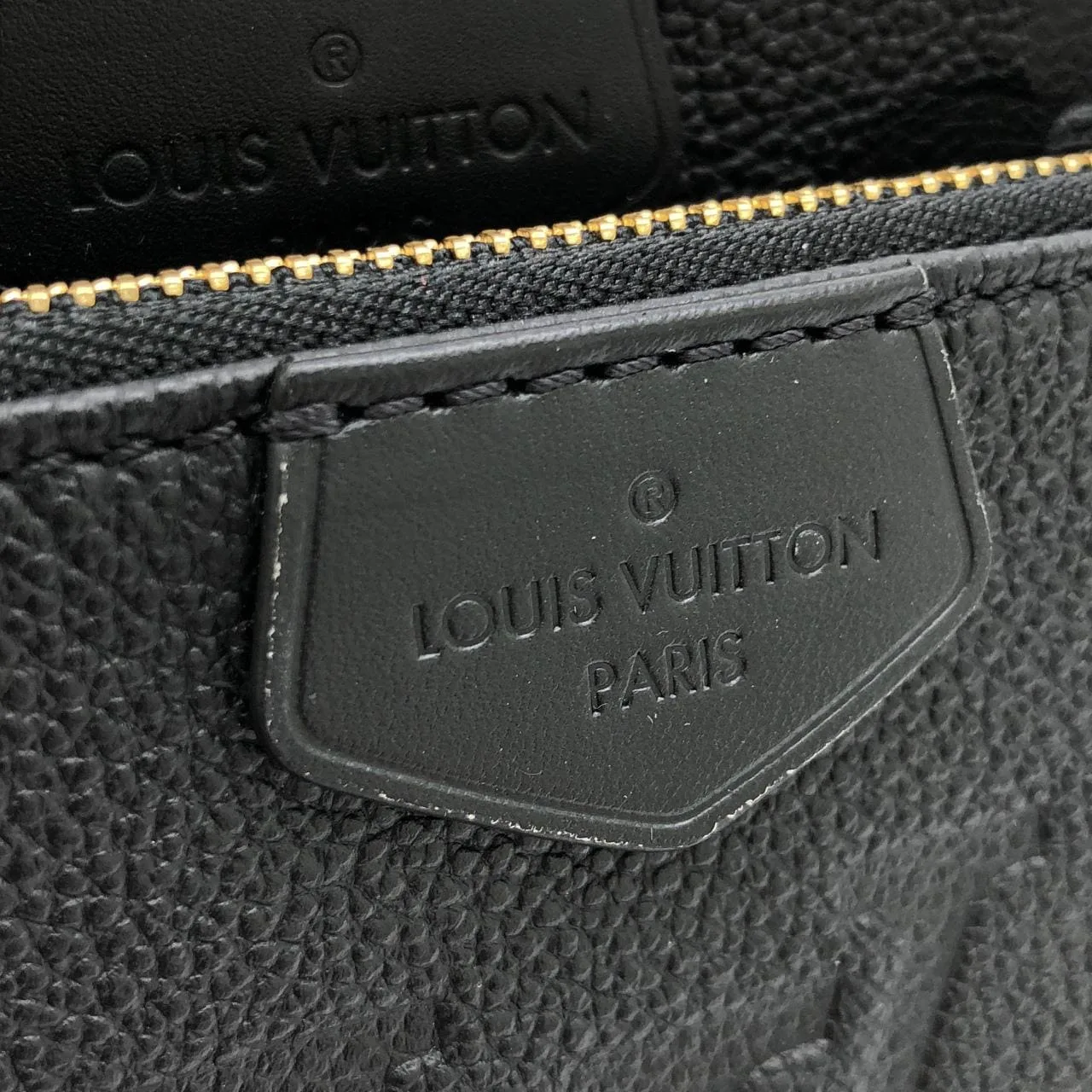 LOUIS VUITTON Pochette M80399 Shoulder Monogram Black Monogram Rank A - Thumbnail 4