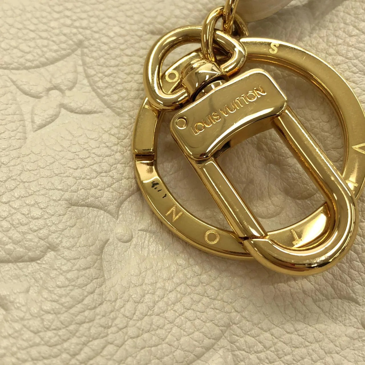 LOUIS VUITTON M93449 Shoulder Monogram Black Monogram Rank A - Thumbnail 5