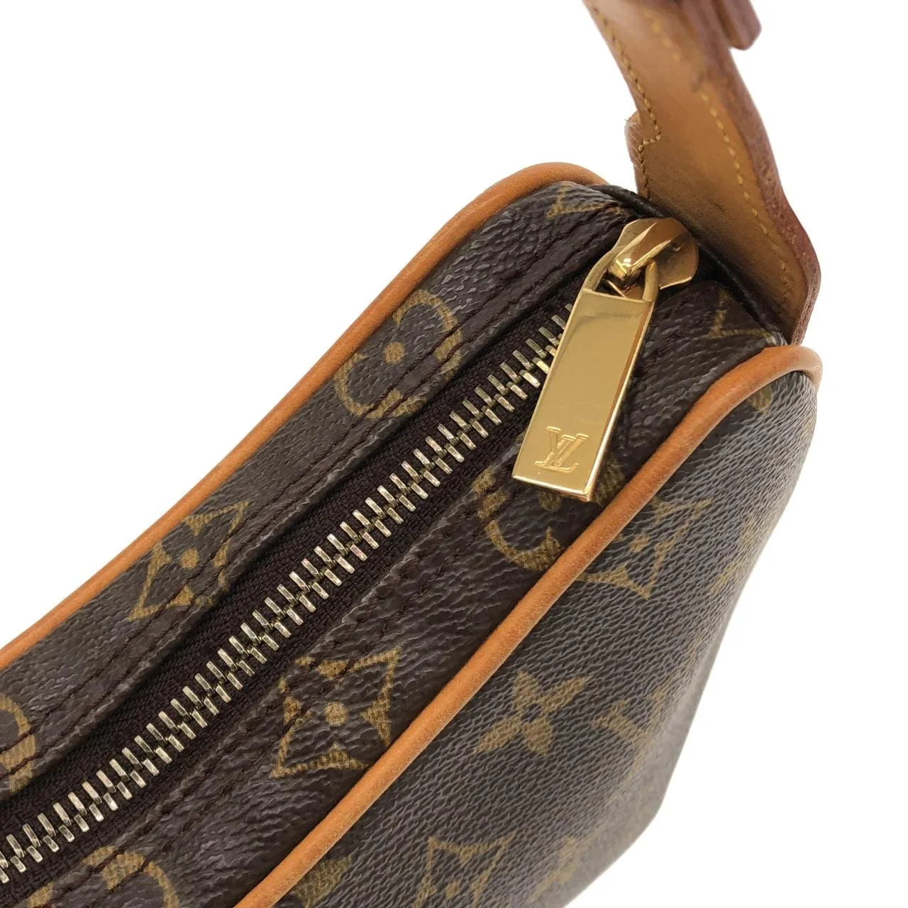 LOUIS VUITTON Pochette M51510 Shoulder Monogram 黑色 Monogram 中古品B - 縮圖 4