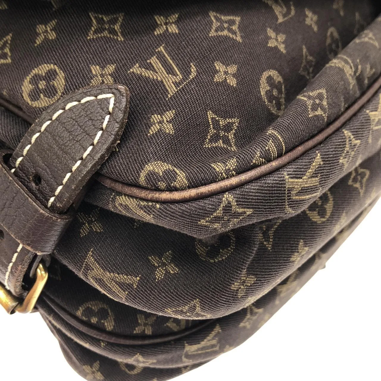 LOUIS VUITTON Saumur M95227 Shoulder Monogram 3