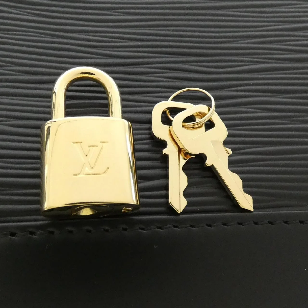 LOUIS VUITTON Alma M13670 Handbag Epi