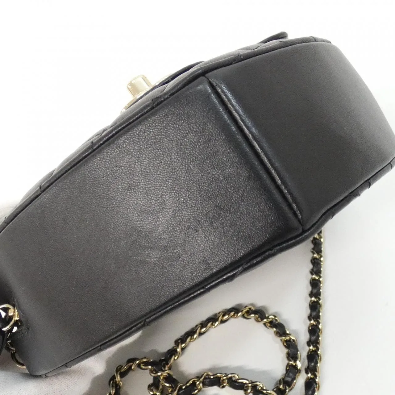 CHANEL AS5764 Shoulder Lambskin 3
