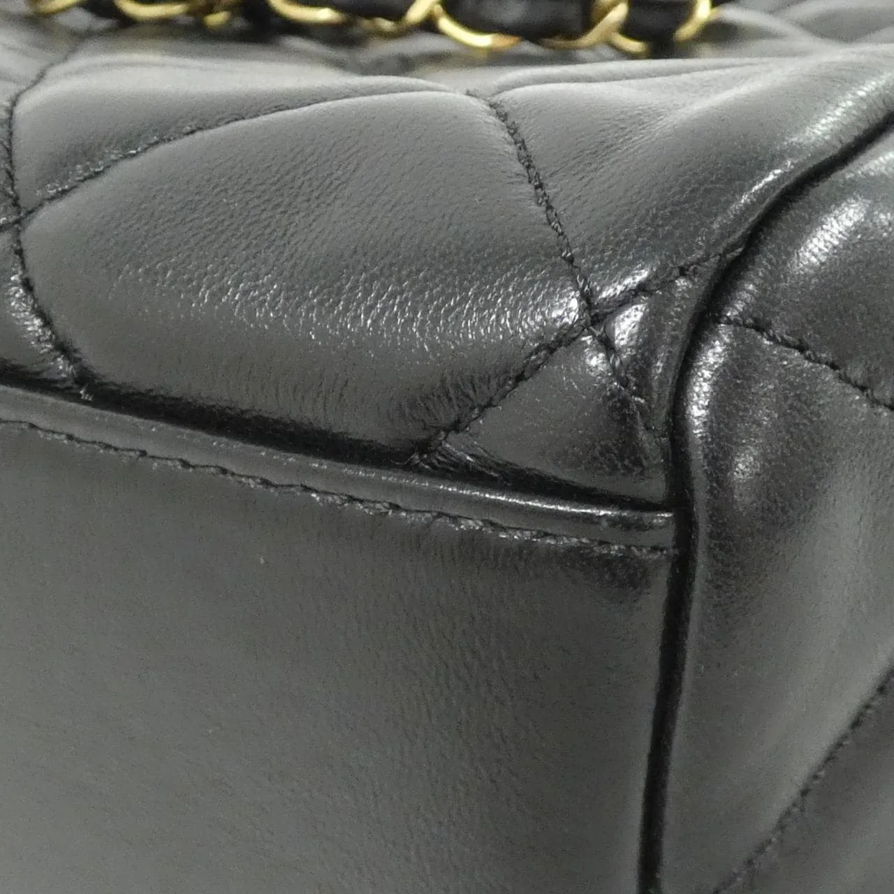 CHANEL Shoulder Lambskin 3