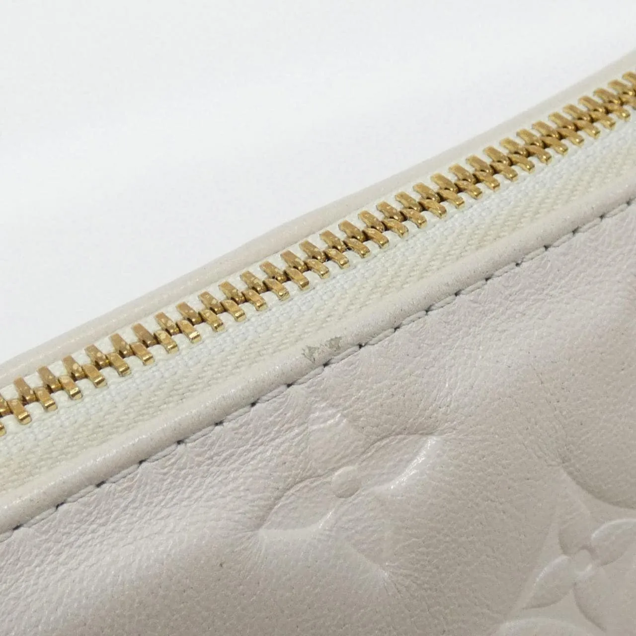 LOUIS VUITTON M21262 Shoulder Lambskin 黑色 羊皮 中古品B - 縮圖 4