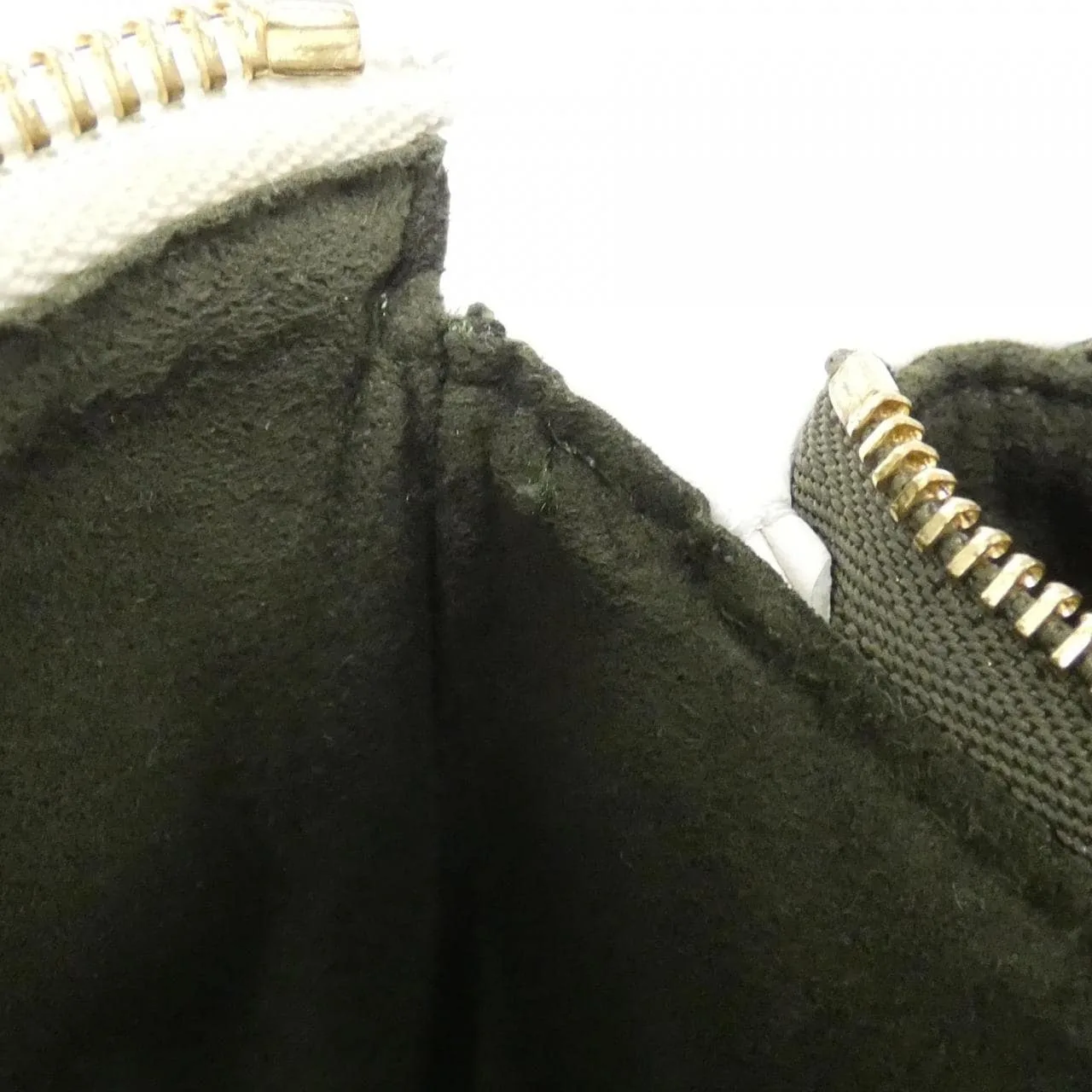 LOUIS VUITTON M21262 Shoulder Lambskin 黑色 羊皮 中古品B - 縮圖 9