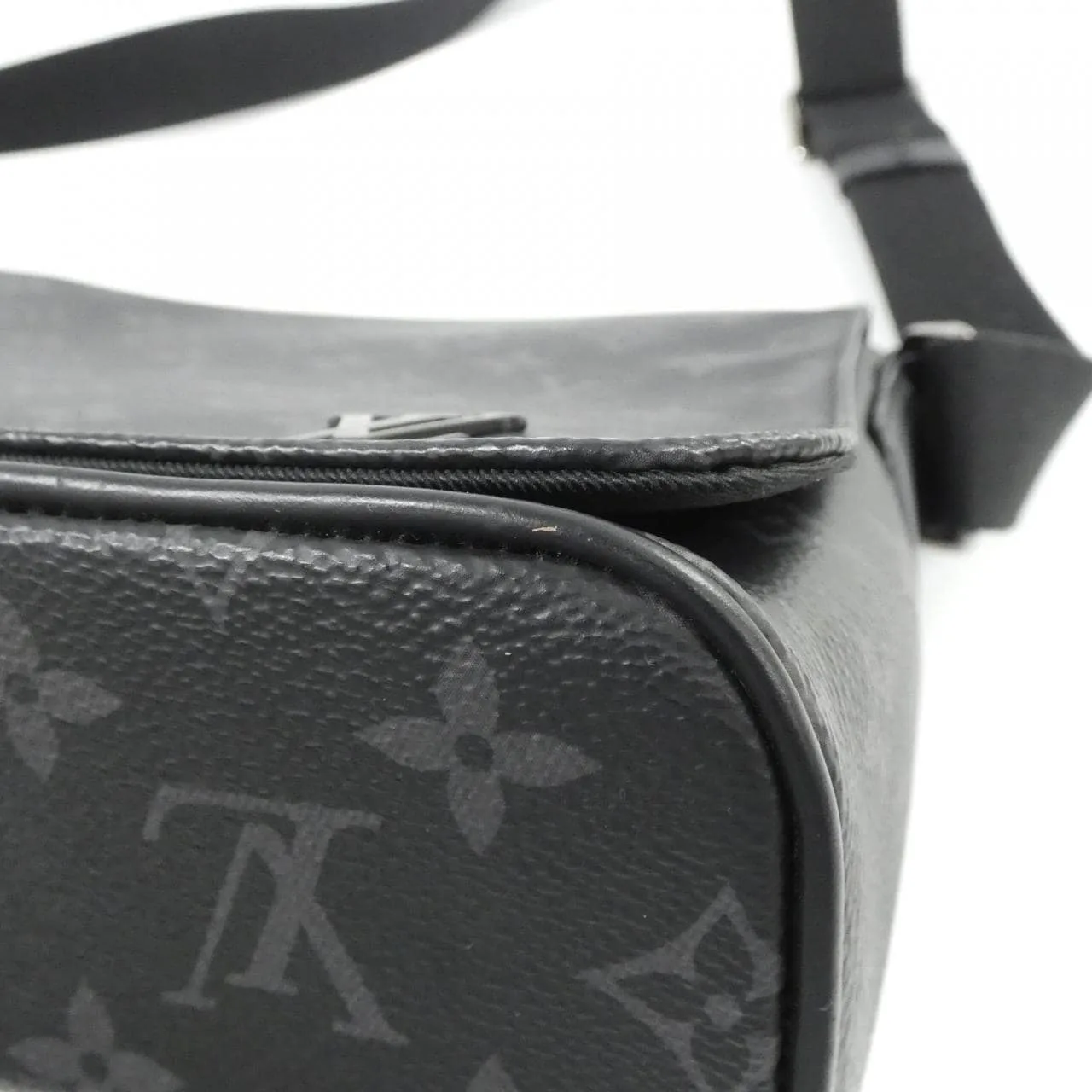 LOUIS VUITTON District M44000 Shoulder Monogram Black Monogram Rank A - Thumbnail 3
