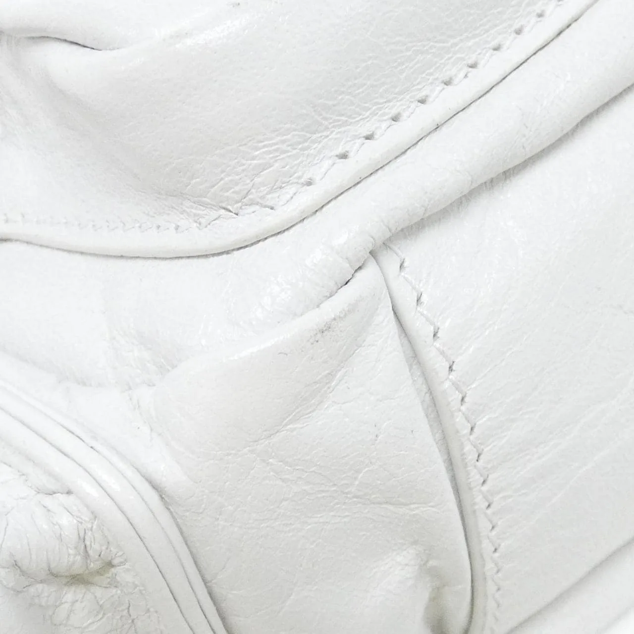 BALENCIAGA 802227 210C8 肩背包 羊皮 3