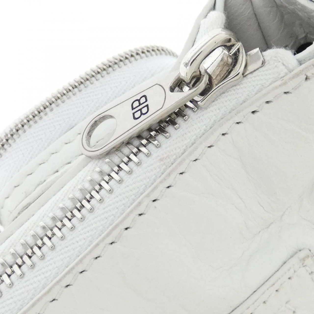 BALENCIAGA 802227 210C8 肩背包 羊皮 4