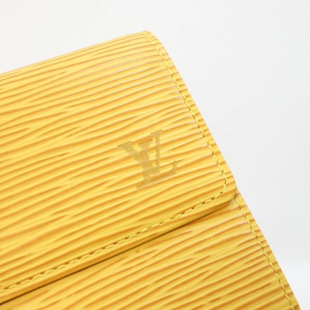 LOUIS VUITTON Pochette M63579 銀包 Epi 3
