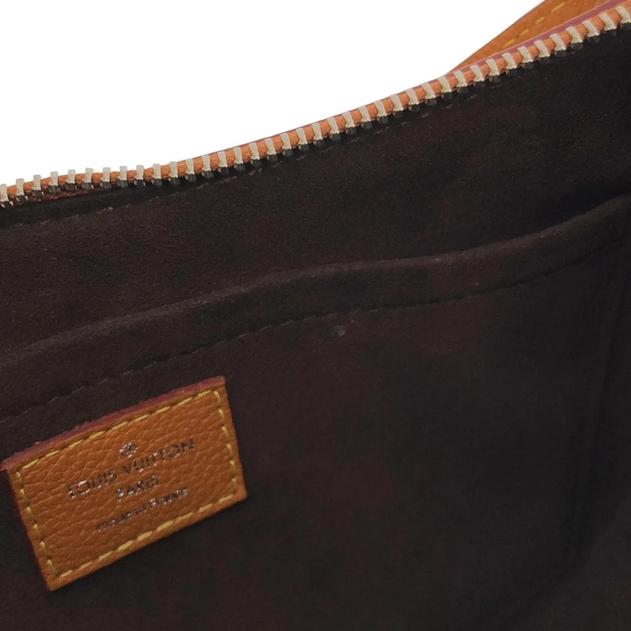 LOUIS VUITTON M80794 Shoulder Epi 9