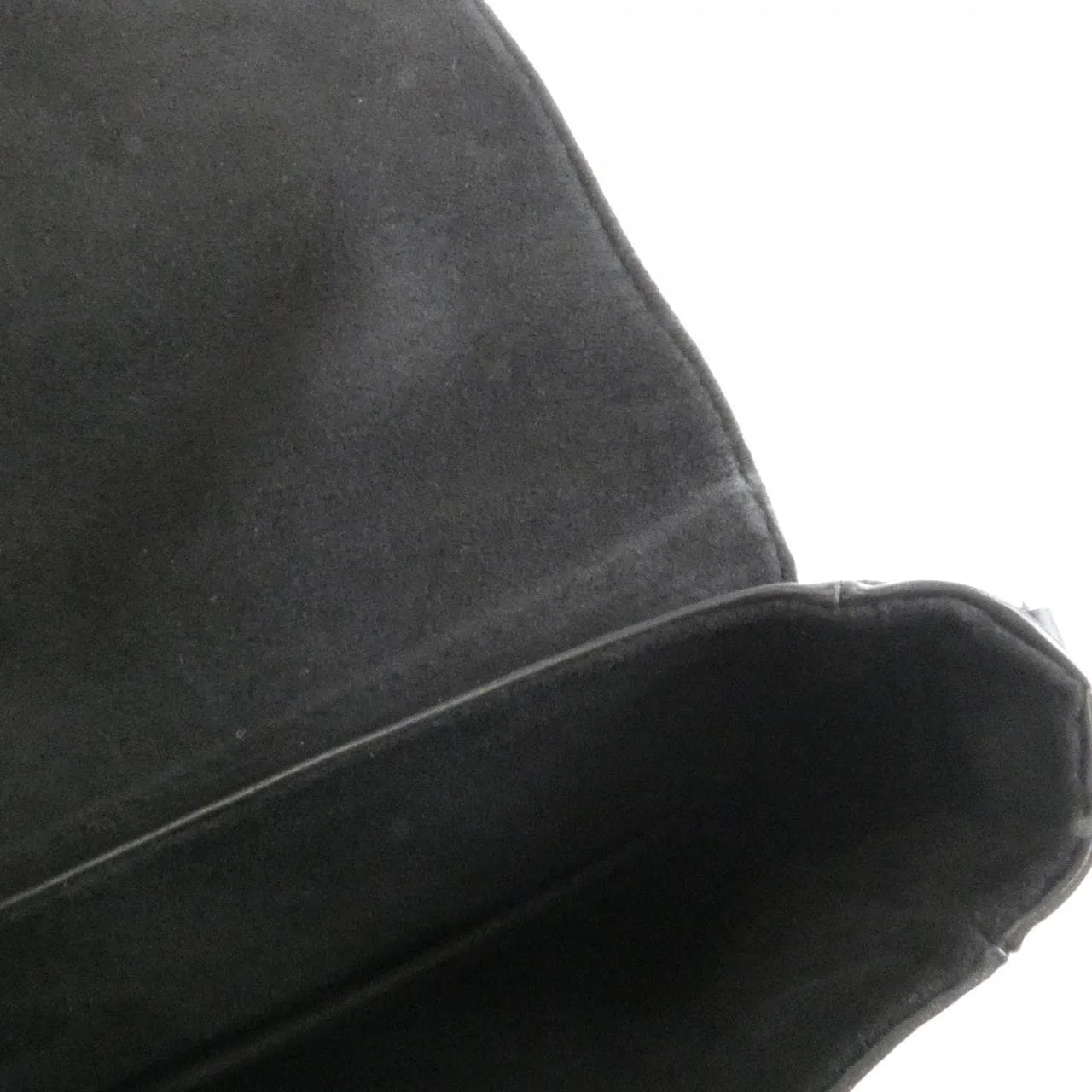 LOUIS VUITTON Christopher M58834 肩背包 Epi 7