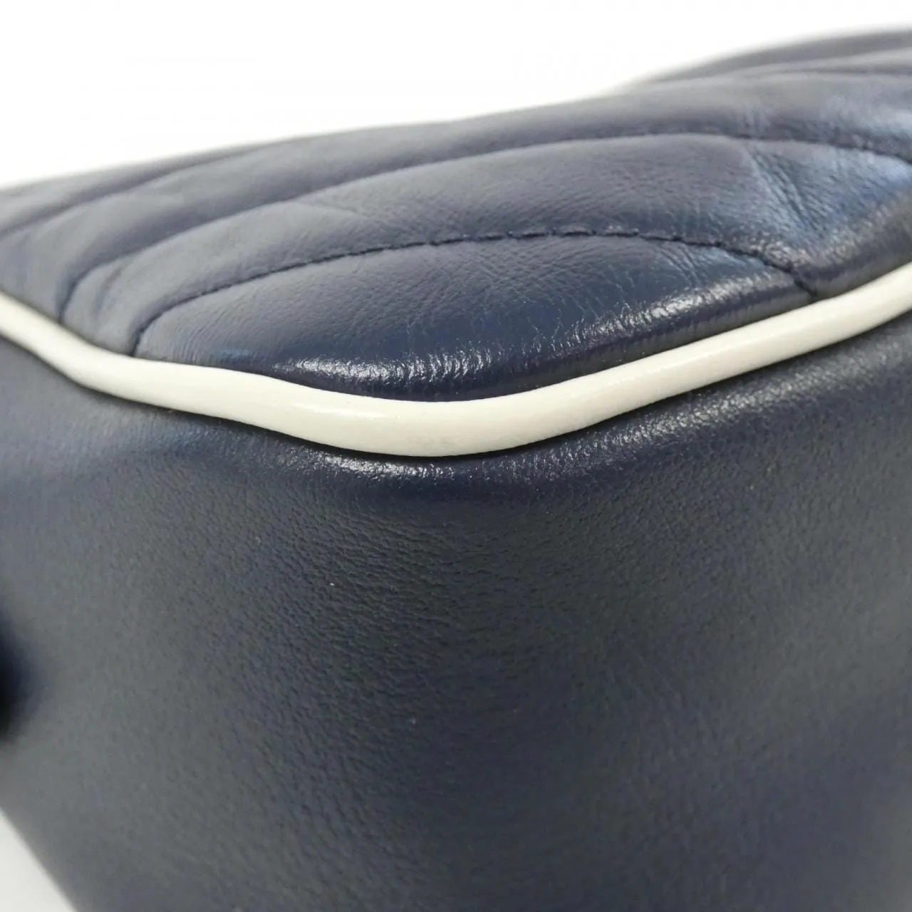 GUCCI Marmont 447632 0OLFN 肩背包 皮革 3