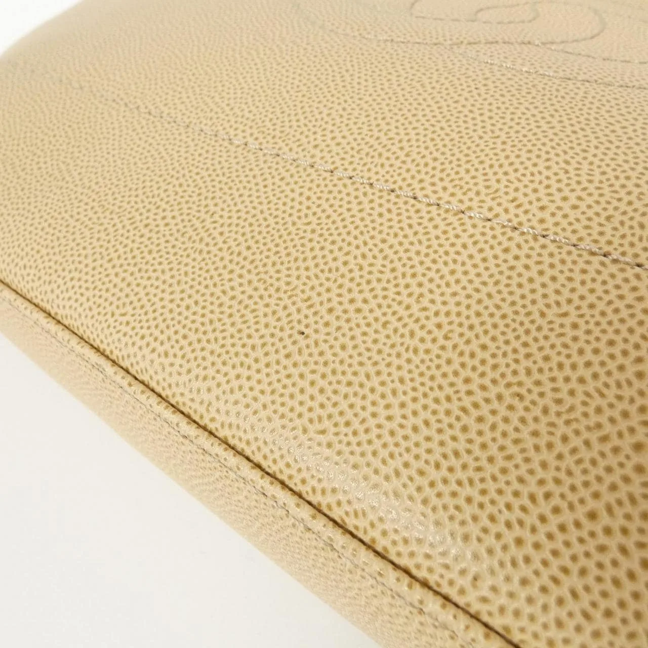 CHANEL 18237 Handbag Caviar Leather 4