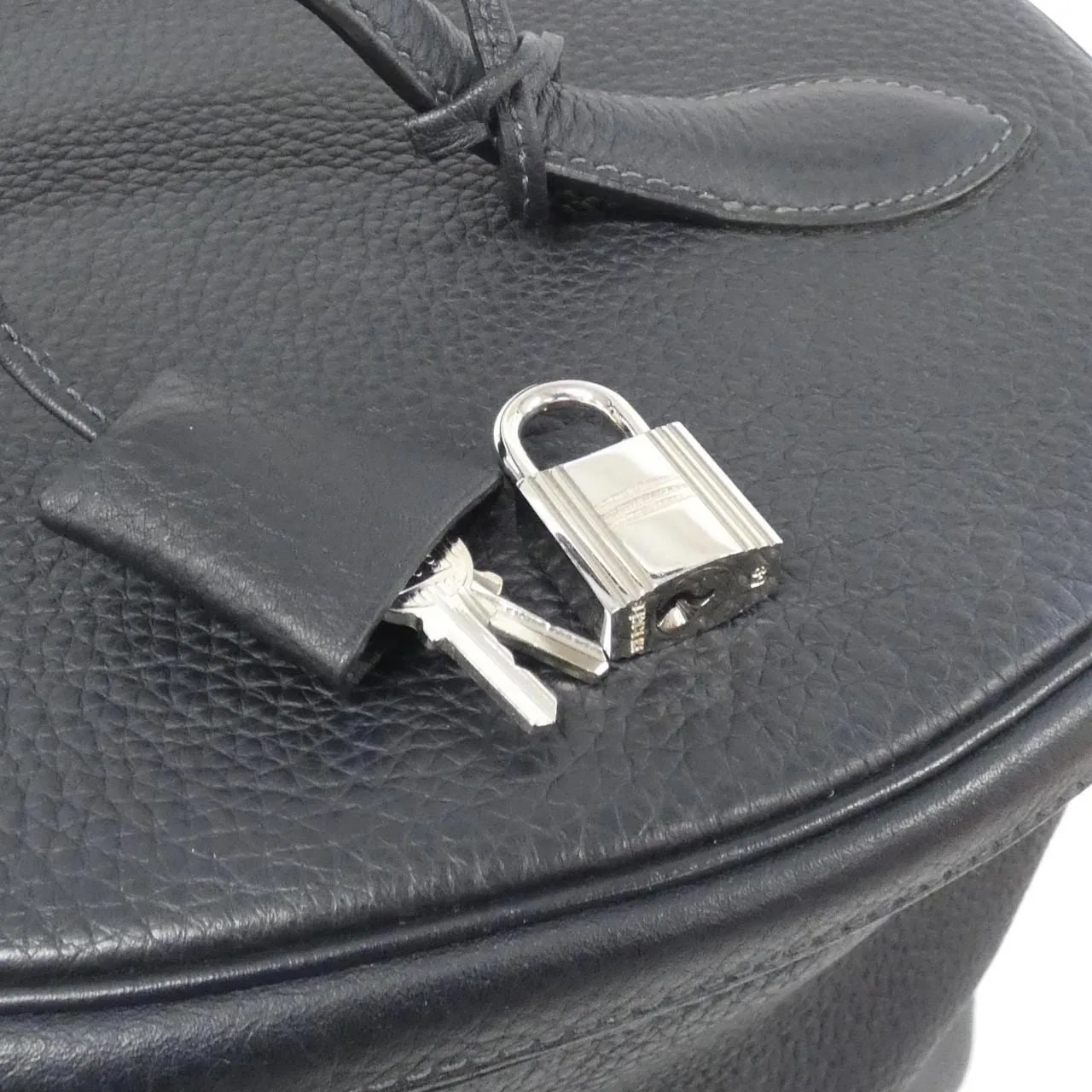 HERMES Handbag Clemence 4