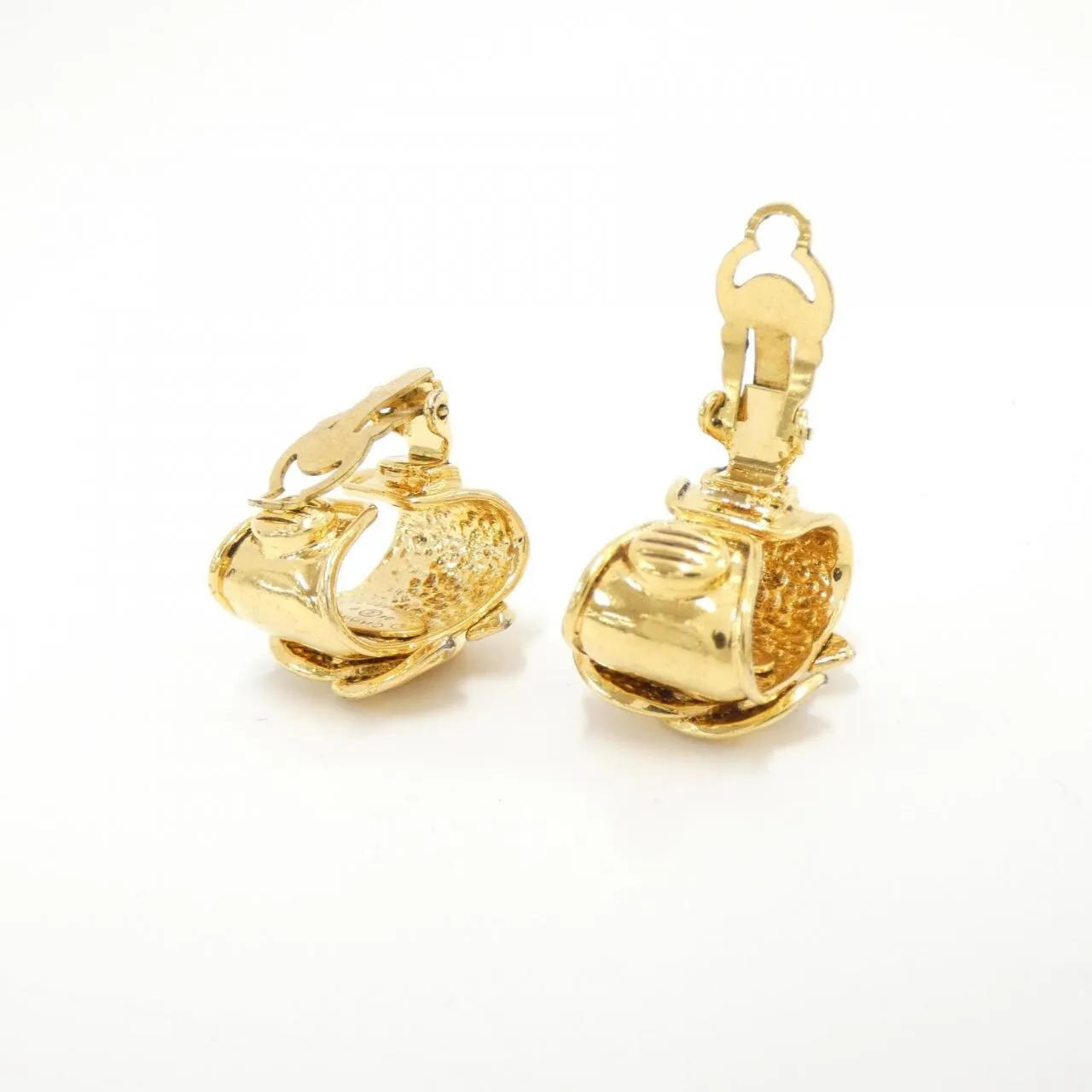 CHANEL Accessories 3