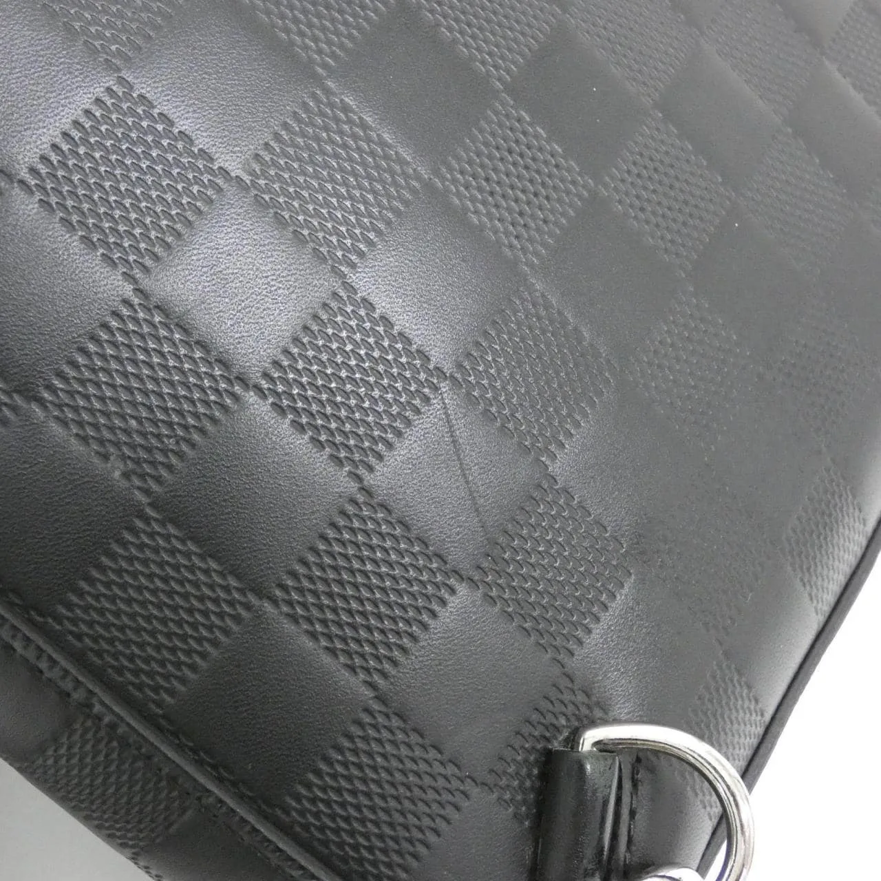 LOUIS VUITTON Avenue N45303 Shoulder Damier 5