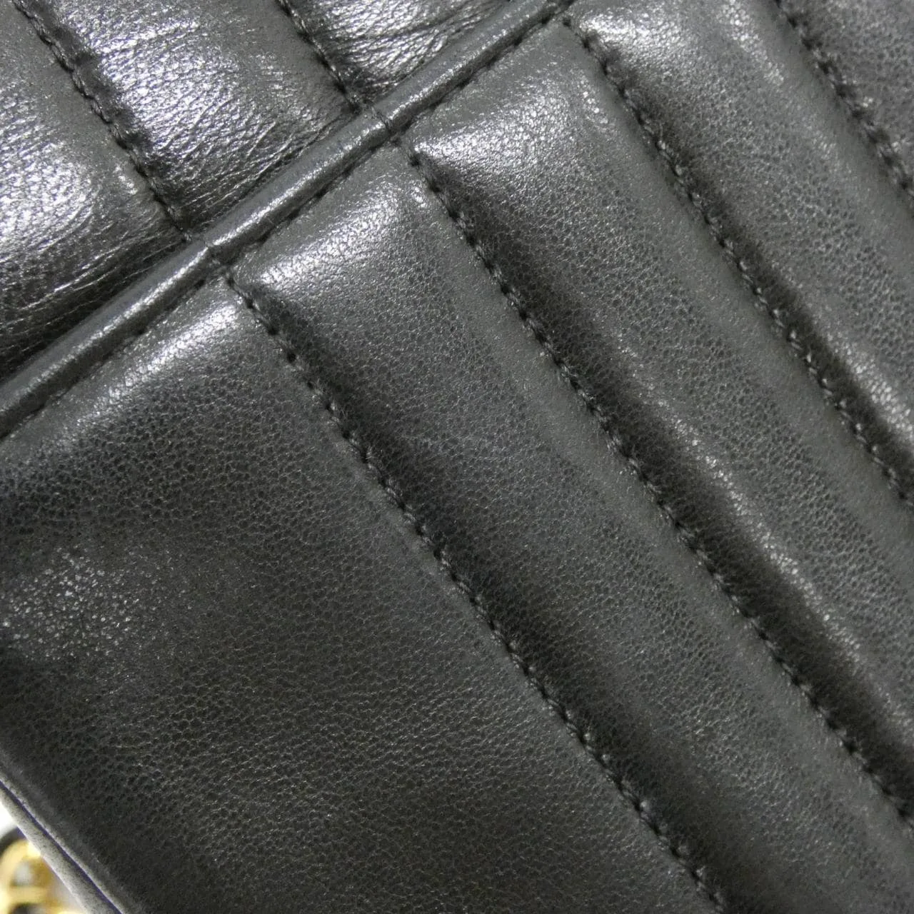 CHANEL 肩背包 羊皮 4
