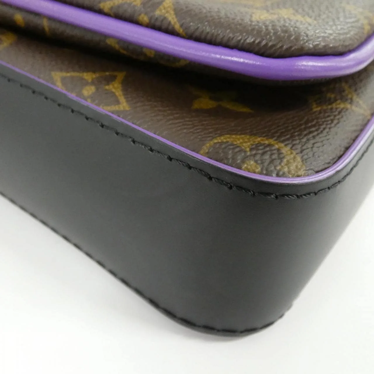 LOUIS VUITTON M46266 肩背包 Monogram 3