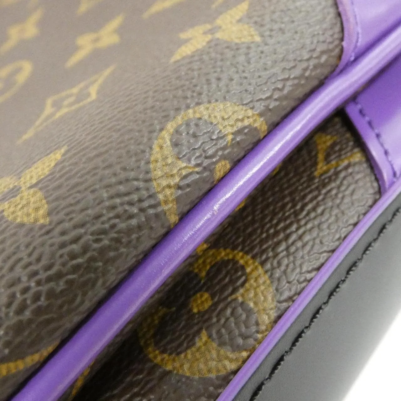 LOUIS VUITTON M46266 肩背包 Monogram 4
